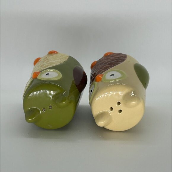 Vintage Owl Salt & Pepper Shakers 1970s-1980s Ceramic Kitschy Olive Green Beige - Picture 5 of 6